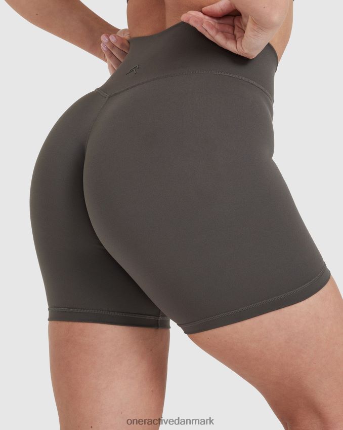 dyb taupe tøj X26NZ0270 Oner Active tidløse højtaljede shorts