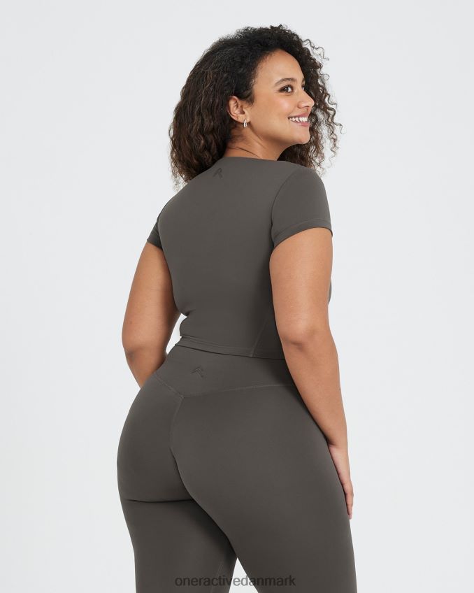 dyb taupe tøj X26NZ0468 Oner Active tidløs afgrøde kortærmet t-shirt