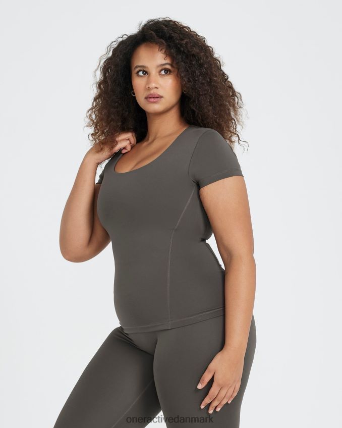dyb taupe tøj X26NZ0489 Oner Active tidløs kortærmet t-shirt