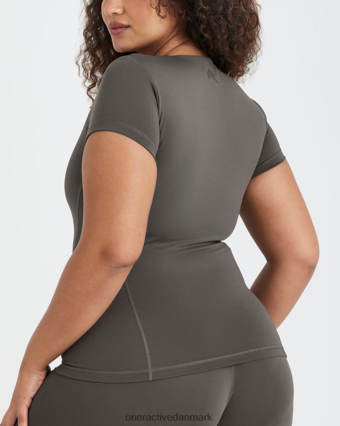 dyb taupe tøj X26NZ0489 Oner Active tidløs kortærmet t-shirt