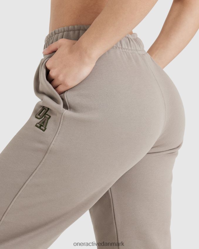 minky tøj X26NZ068 Oner Active varsity oversized jogger hele dagen