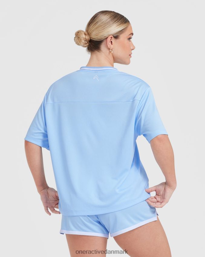 pulveriseret blå tøj X26NZ0413 Oner Active varsity kortærmet t-shirt med v-hals