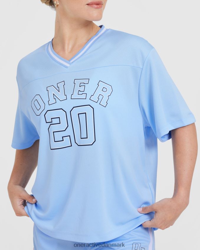 pulveriseret blå tøj X26NZ0413 Oner Active varsity kortærmet t-shirt med v-hals